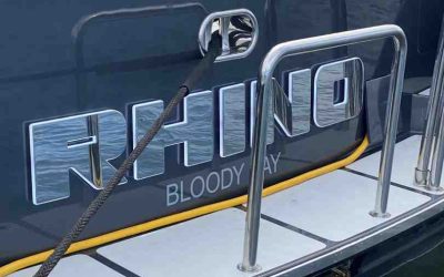 bespoke yacht signs