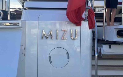 custom yacht signs