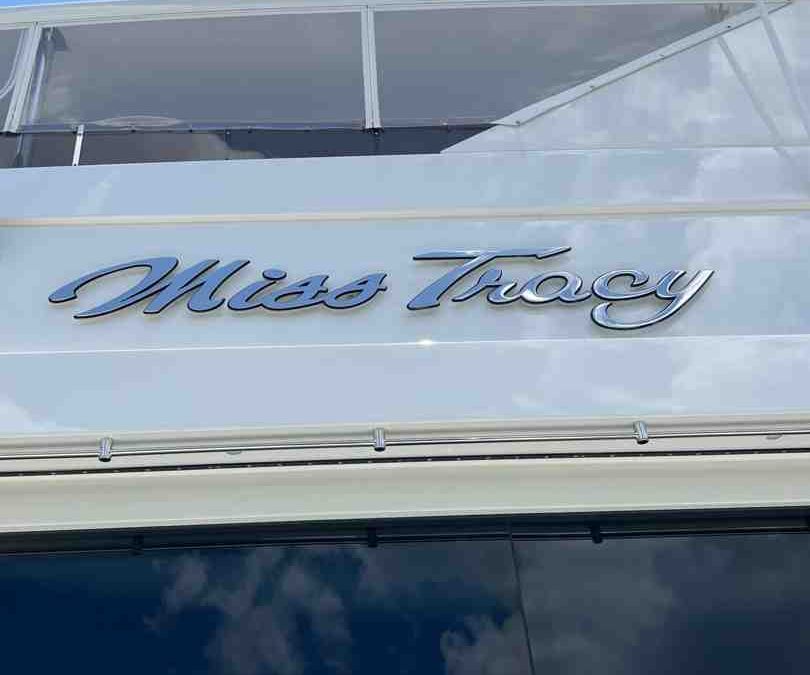 illuminated boat names